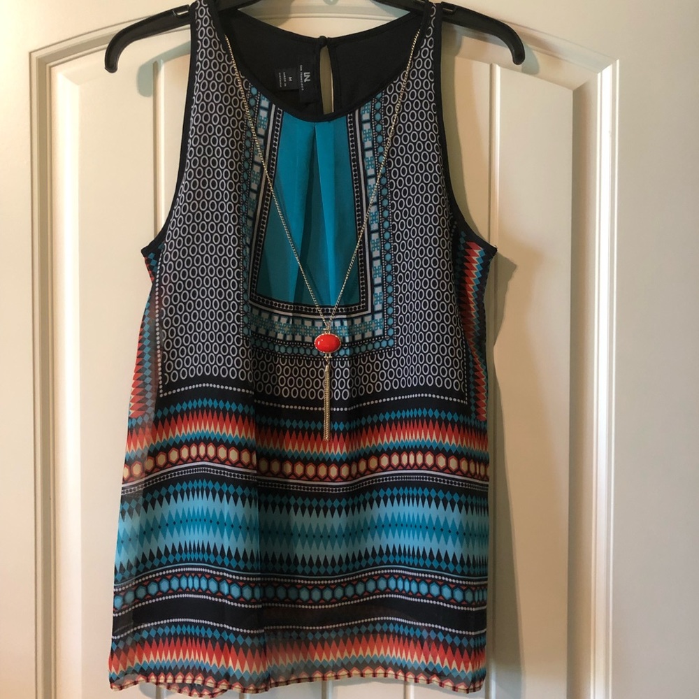 Summer sleeveless top, size medium